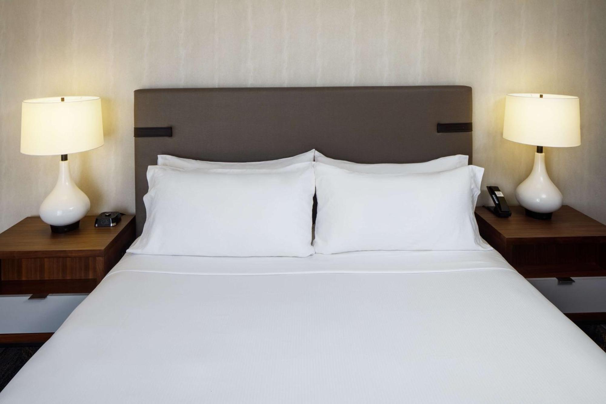 The Bethesdan Hotel, Tapestry Collection By Hilton Bagian luar foto