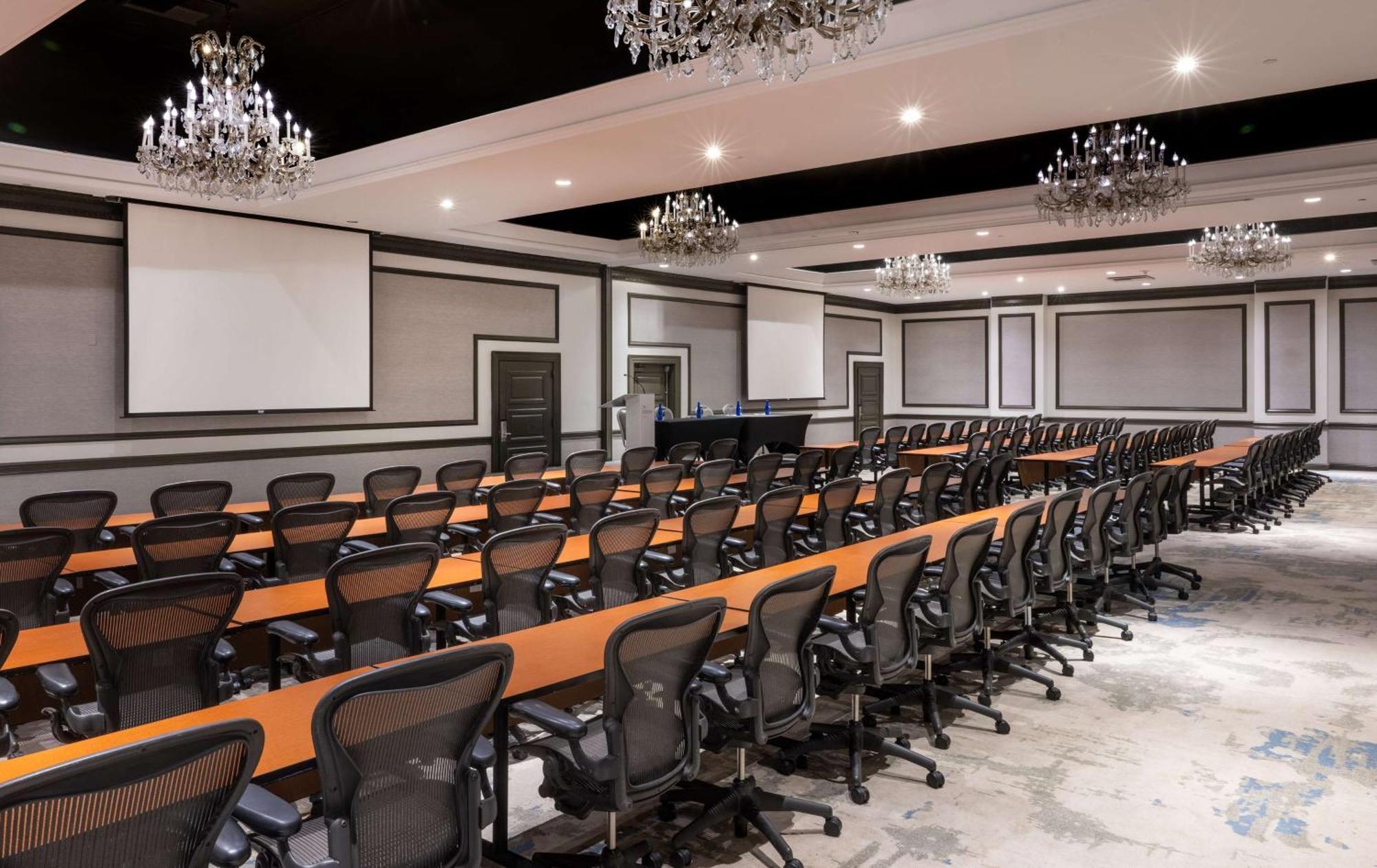 The Bethesdan Hotel, Tapestry Collection By Hilton Bagian luar foto